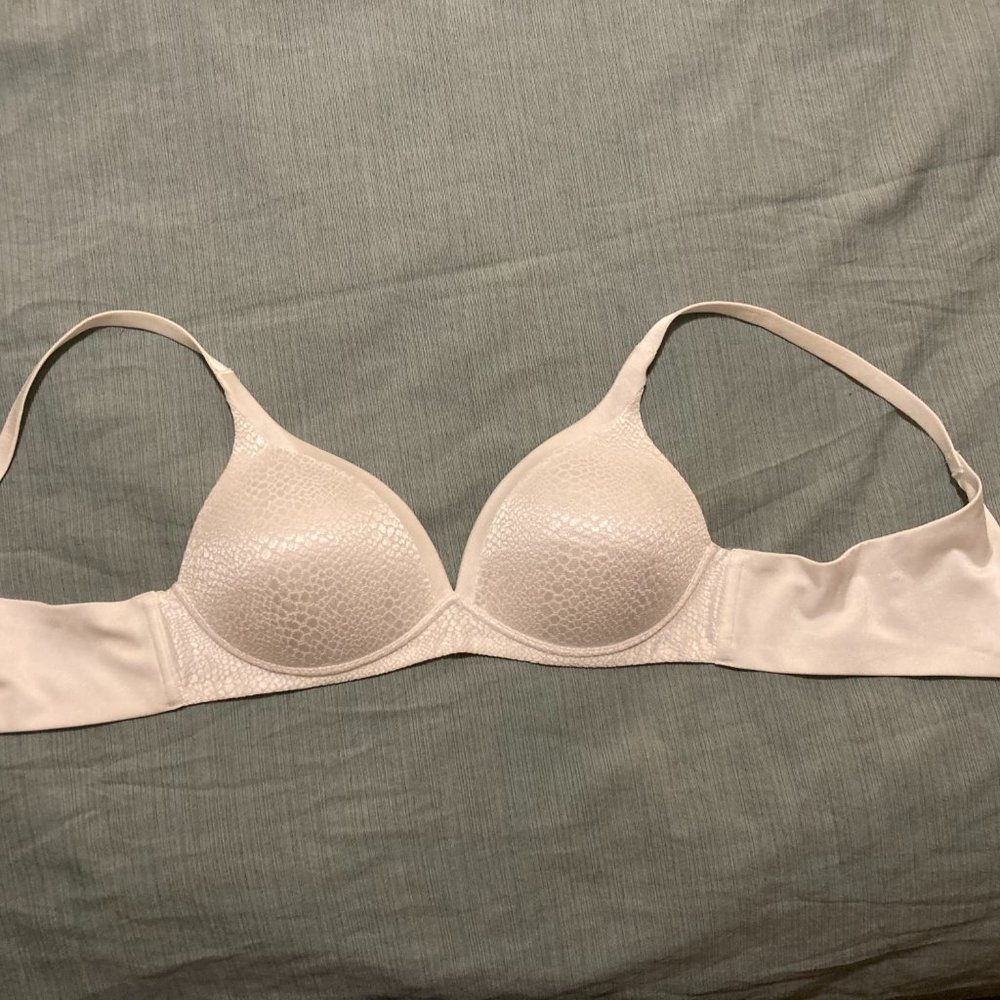 Warner's Wire-Free Lift Bra - Women's Size  36A WHITE - Picture 2 of 5